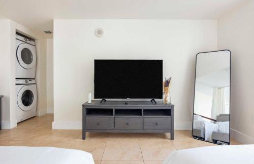 BrickellRiver LOFT with parking & 12 min to South Beach - Foto 24