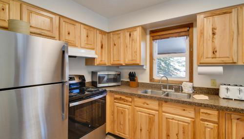 Ski and Hike! Easy Adventuring at Winter Park Condo - Foto 4