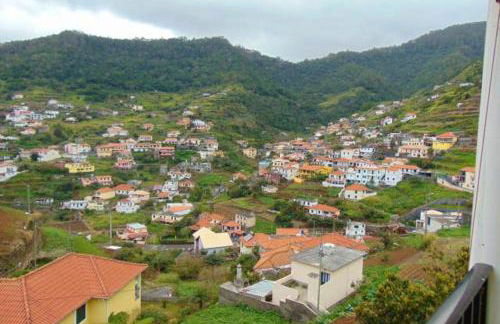 Charming house in Machico with mountain view and garden - Foto 39