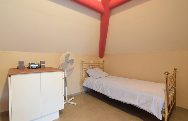 Luxurious Cottage in Libin Region With Sauna - Photo 10