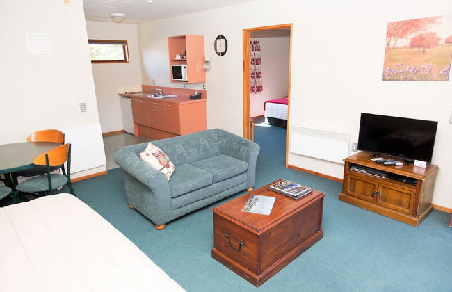 Aspen Lodge Motel - Photo 29