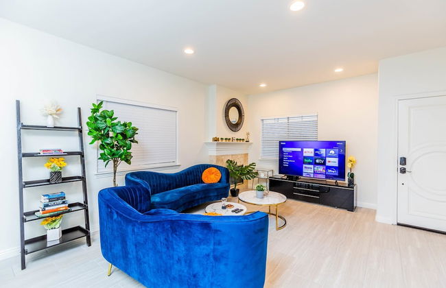 Elegant Pasadena Retreat Prime Comfort Awaits - Foto 33