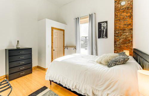 Bring a Pet Historic Downtown Olean Apartment - Foto 13