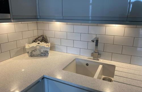 Beach from the Balcony, ensuite and private parking - Photo 46