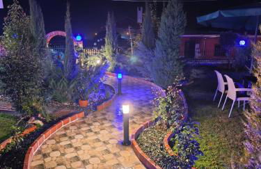 Eleni De Lux - Photo 5