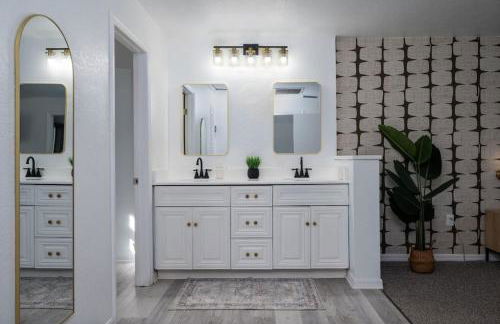 Family Retreat with Game Room and Fireplace - Photo 28