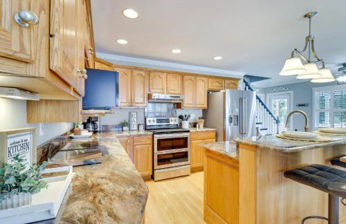 Water-View Deale Home Walk to Marina, Restaurants - Foto 6