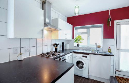 Perfect Booking 4 Bed Home in Leytonstone - Foto 8