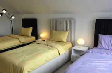 8 Bedroom House Sleeps 20 - Private Garden - Foto 30