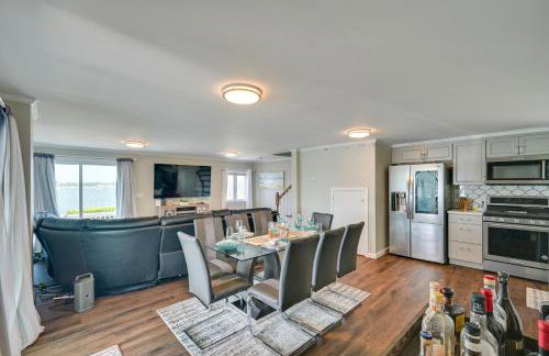 Weymouth Waterfront Getaway with Swim Spa and Hot Tub - Foto 5