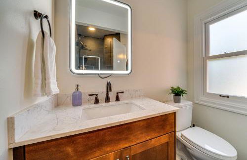 1 Mi to Univ of Wash Campus Seattle Home with Yard! - Foto 13