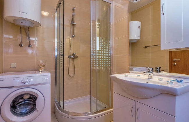 Charming Home With Swimming Pool and Beautiful Covered Terrace - Foto 10