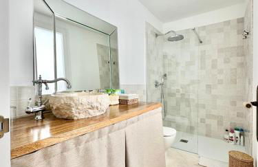 Apartamento dúplex con piscina privada en terraza - Photo 18