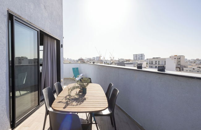 Rooftop Jacuzzi Penthouse by Sea N' Rent - Foto 25