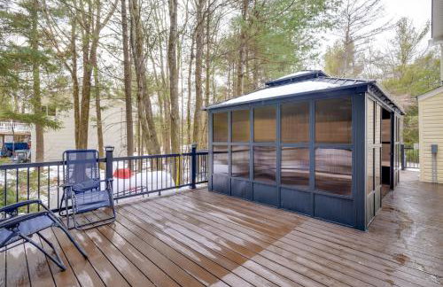 Hot Tub and Deck Gorgeous Retreat in Pocono Summit! - Foto 34