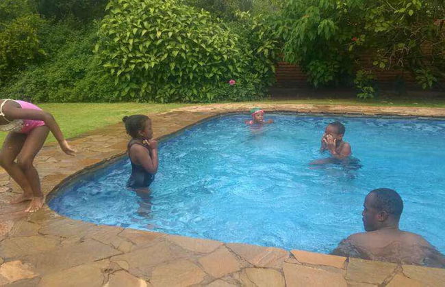 2 Bedroom Executive & Holiday Suburban Home - Foto 21