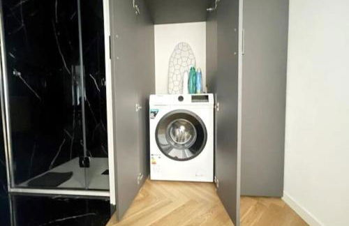 Penelope's Apartment - Photo 13