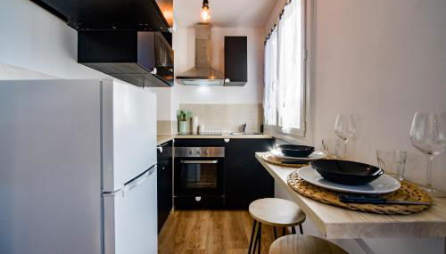 Le Mirage Des Sables - Parking - Netflix - Photo 2