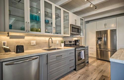 Remodeled Ventura Beach Home with Yard and Fire Pit! - Foto 6