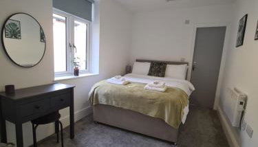 Cosy Mytholmroyd Getaway - Foto 5, wardrobe