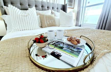 PoshPadz Pool Villa, Hot Tub, Near Beach, Sleeps 6 - Photo 5