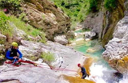 Casa Celestine in Via Orsini Isolabona Liguria Italy Sleeps 5 - Foto 37