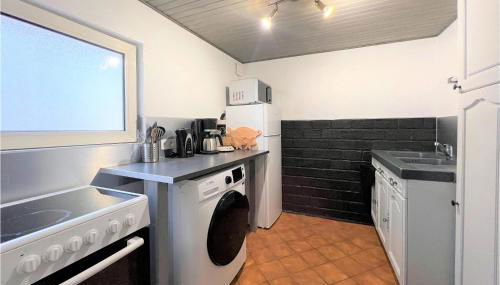 Amazing Home In Walscheid With Kitchen - Foto 5