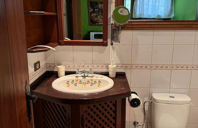 Oasis Hill Botanical Garden - Foto 46