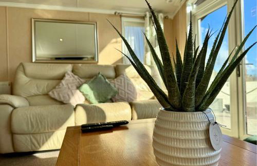 Hot Tub Lodge, Panoramic Views & Free Golf, Dog Friendly - Foto 21