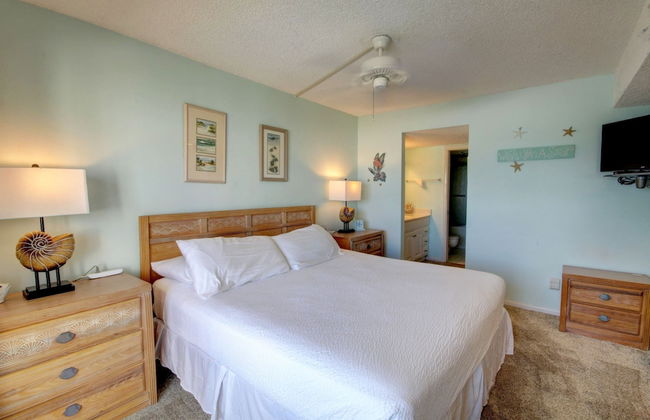 456 El Matador 2 Bedroom Condo by RedAwning - Photo 4