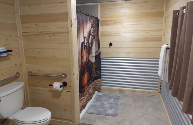 Glacier Acres Guest Ranch - Foto 23