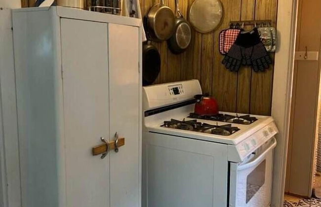 Close Call - Photo 7