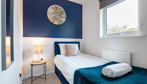 CONTRACTORS, Central MK, Free off street Parking, close to amenities, Managed by Chique Properties Ltd - Foto 5, towels