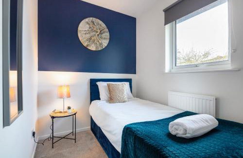 CONTRACTORS, Central MK, Free off street Parking, close to amenities, Managed by Chique Properties Ltd - Foto 5