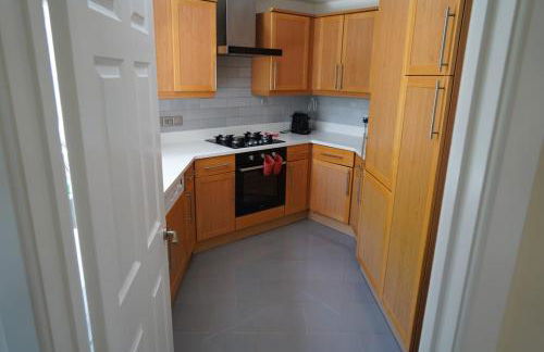 Central Woking - Photo 13