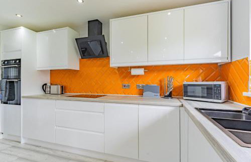 Jodi's Bungalow - Garden and Parking - Foto 19