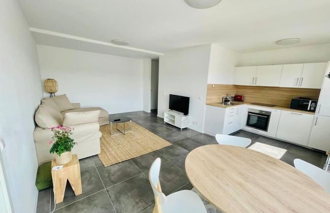 Large 1 bedroom with Terrace & Parking - Foto 11