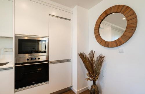 Star Lit Jacuzzi Apartment - Foto 13