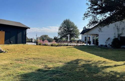 Colorado river access, game room & swimming pool - Photo 64