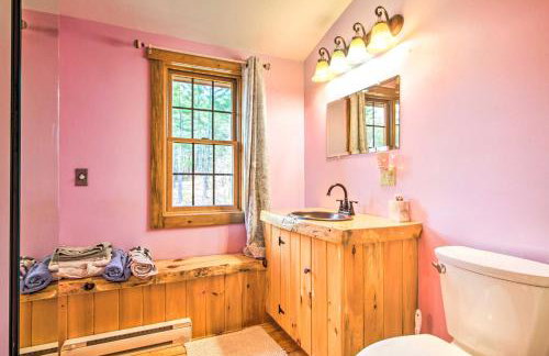 Chic Brandon Cabin with Pool, Hot Tub and Sauna! - Foto 20