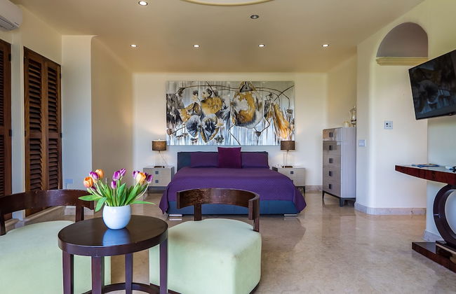 Fully Staffed, Beach Frontage Luxury Villa - Foto 28