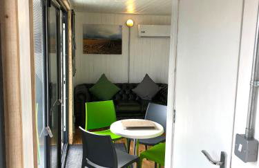 Green CargoPod at Lee Wick Farm Cottages & Glamping - Foto 13