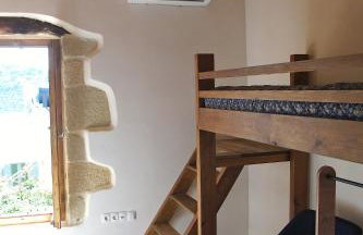 The Village Hideaway - Traditional Stone House - Foto 17