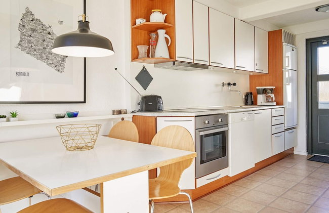 5 Person Holiday Park Home in Gudhjem - Foto 14