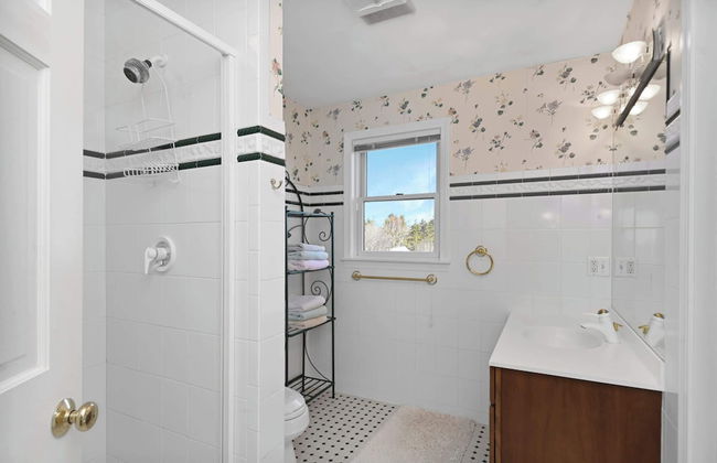 3BR Oceanfront on Nubble Cliffs! - Photo 26