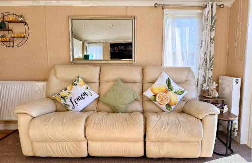 Hot Tub Lodge, Panoramic Views & Free Golf, Dog Friendly - Foto 19