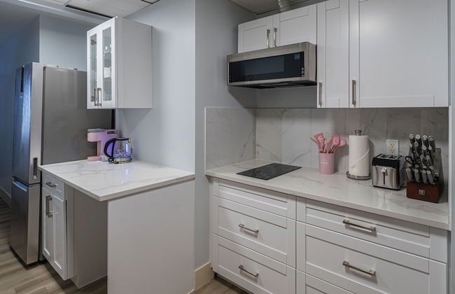 Solara Hotel room with Pool-Hot tub-Gym - Photo 4