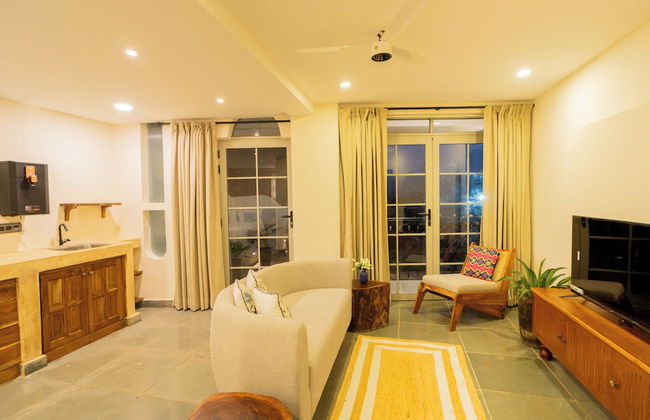 La Vaiencia Luxury Apartments - Photo 18