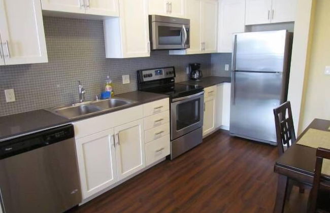 Full Amenities One Bedroom - Photo 3