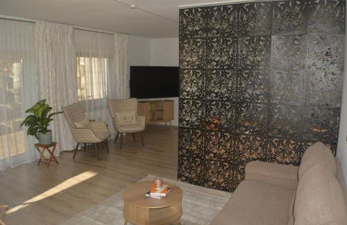 Wolkenfrei am Sonnenhang - Moderne Wohlfühl-Oase mit sonniger Süd-Terrasse - Foto 6